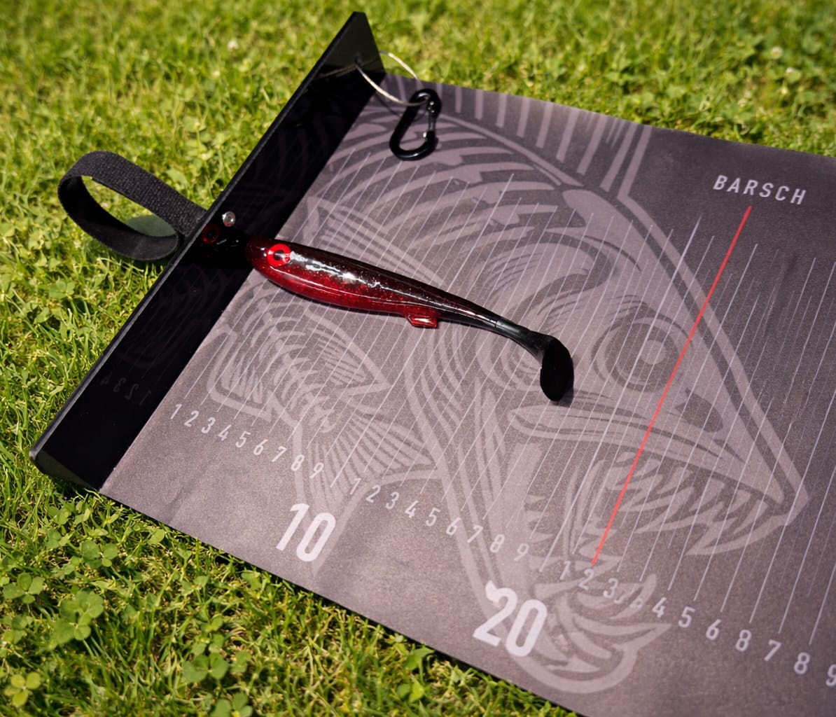 Lord Baits Predator Scale 135x30cm